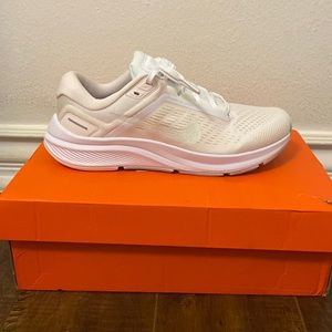 Nike Air Zoom Structure 24